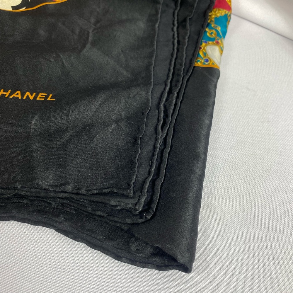 CHANEL Vintage Jewel Print Silk Scarf - Picture 13 of 14